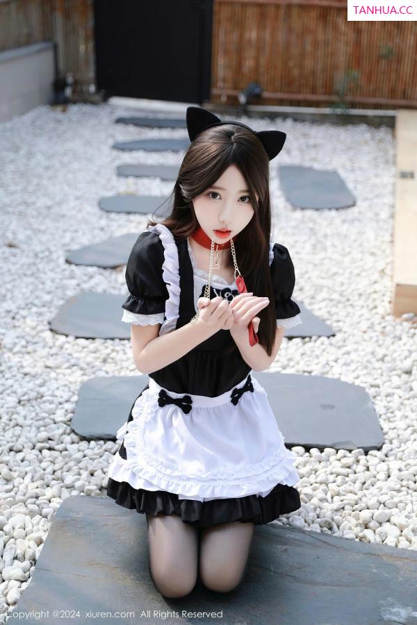   [XiuRen]高清写真图 2024.04.07 No.8351 桃妖夭 黑丝美腿第14张图片